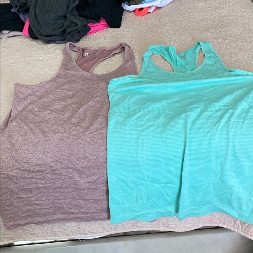 Zyia tanks